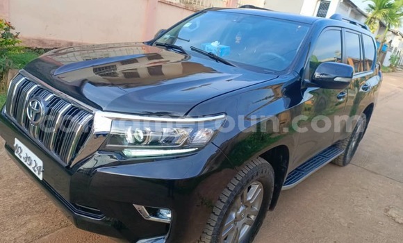 Acheter Occasion Voiture Toyota Land Cruiser Noir à Yaoundé, Central Cameroon