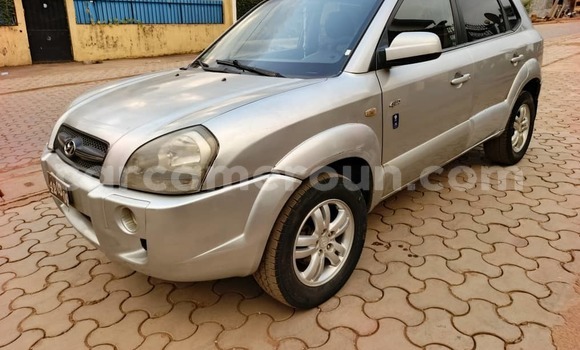 Acheter Occasion Voiture Hyundai Tucson Gris à Yaoundé, Central Cameroon Acheter Occasion Voiture Hyundai Tucson Gris à Yaoundé, Central Cameroon