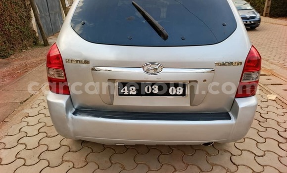 Acheter Occasion Voiture Hyundai Tucson Gris à Yaoundé, Central Cameroon Acheter Occasion Voiture Hyundai Tucson Gris à Yaoundé, Central Cameroon