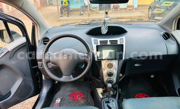Acheter Occasion Voiture Toyota Yaris Noir à Yaoundé, Central Cameroon Acheter Occasion Voiture Toyota Yaris Noir à Yaoundé, Central Cameroon