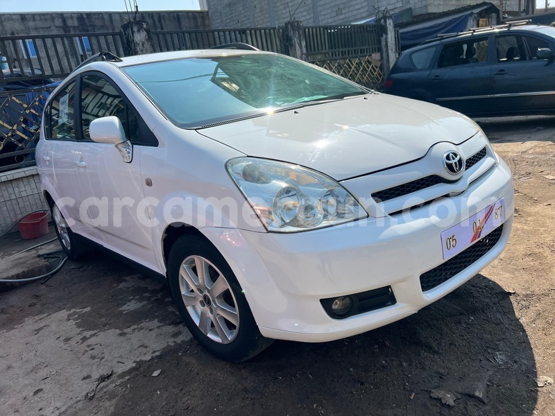 Big with watermark toyota corolla verso littoral cameroon douala 21971