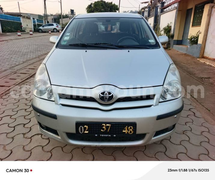 Big with watermark toyota corolla verso central cameroon yaounde 21973