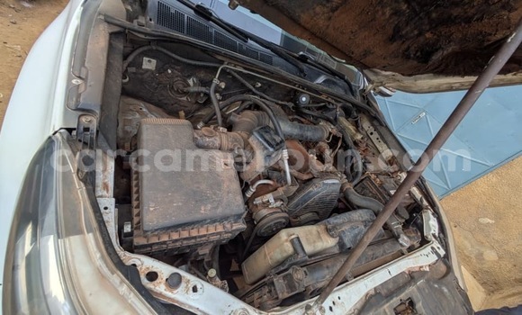Acheter Occasion Voiture Toyota Hilux Blanc à Yaoundé, Central Cameroon Acheter Occasion Voiture Toyota Hilux Blanc à Yaoundé, Central Cameroon