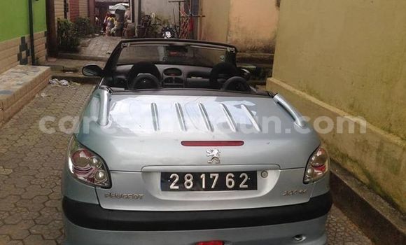 Sayi Na hannu Peugeot 206 Azurfa Mota in Douala a Ƙasar Kamaru Sayi Na hannu Peugeot 206 Azurfa Mota in Douala a Ƙasar Kamaru