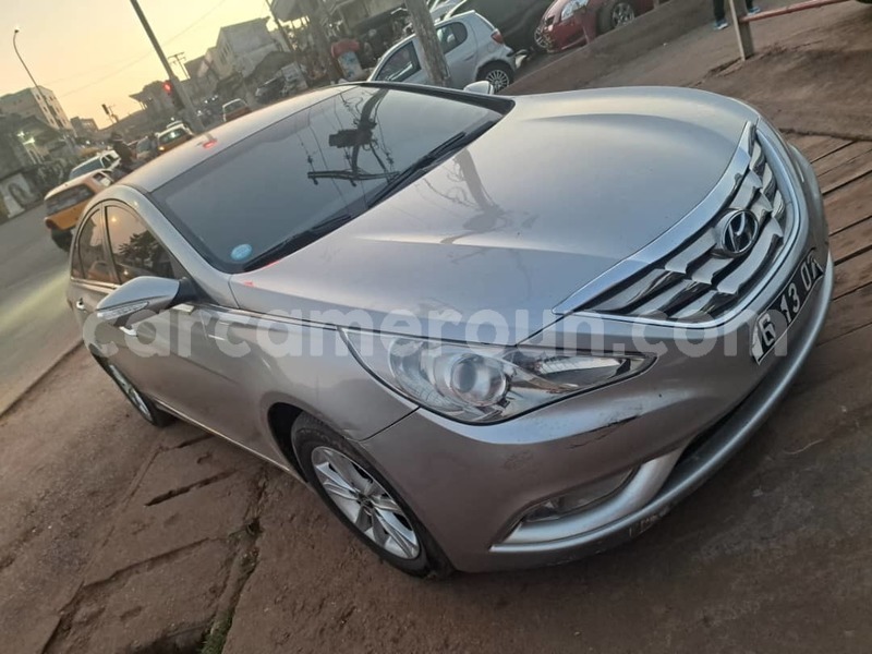Big with watermark hyundai sonata central cameroon yaounde 21999
