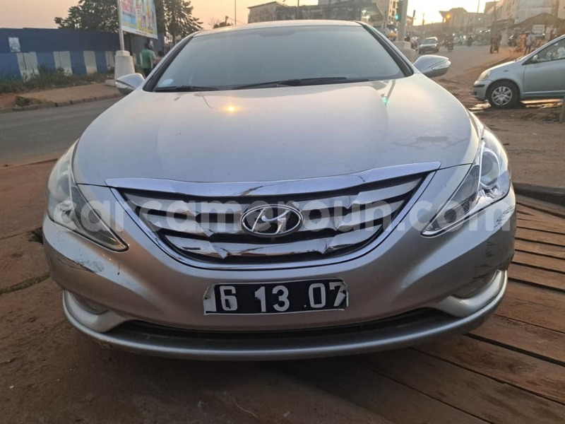 Big with watermark hyundai sonata central cameroon yaounde 21999