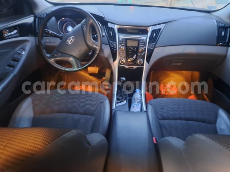 Big with watermark hyundai sonata central cameroon yaounde 21999