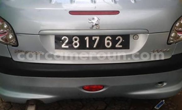 Sayi Na hannu Peugeot 206 Azurfa Mota in Douala a Ƙasar Kamaru Sayi Na hannu Peugeot 206 Azurfa Mota in Douala a Ƙasar Kamaru