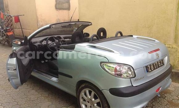 Sayi Na hannu Peugeot 206 Azurfa Mota in Douala a Ƙasar Kamaru Sayi Na hannu Peugeot 206 Azurfa Mota in Douala a Ƙasar Kamaru
