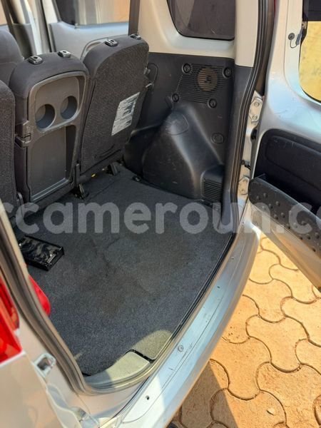 Big with watermark toyota yaris verso central cameroon yaounde 22004