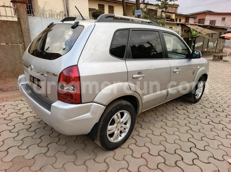 Big with watermark hyundai tucson central cameroon yaounde 22006