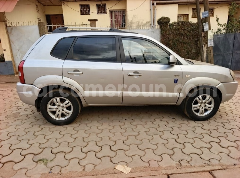 Big with watermark hyundai tucson central cameroon yaounde 22006