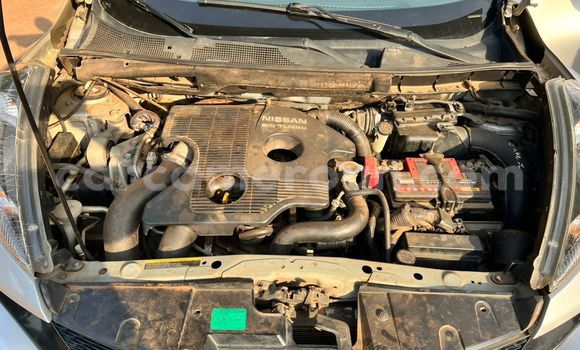 Sayi Na hannu Nissan Juke Azurfa Mota in Yaounde a Babban Kamaru Sayi Na hannu Nissan Juke Azurfa Mota in Yaounde a Babban Kamaru