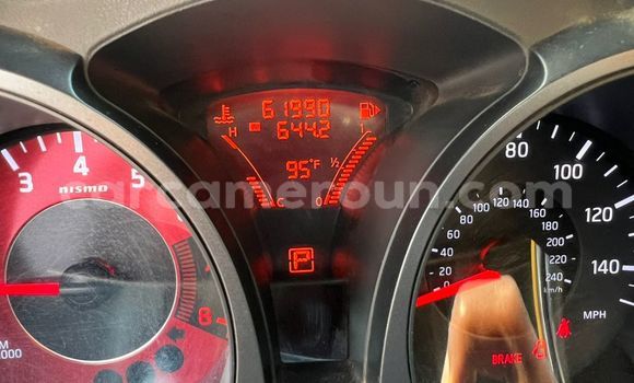 Sayi Na hannu Nissan Juke Azurfa Mota in Yaounde a Babban Kamaru Sayi Na hannu Nissan Juke Azurfa Mota in Yaounde a Babban Kamaru