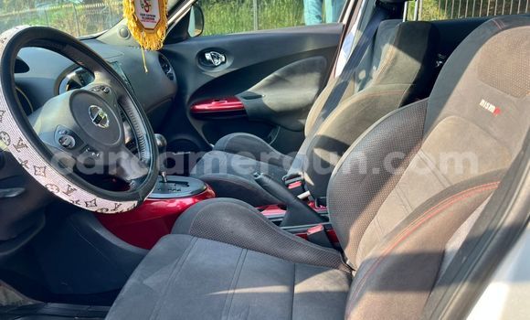 Sayi Na hannu Nissan Juke Azurfa Mota in Yaounde a Babban Kamaru Sayi Na hannu Nissan Juke Azurfa Mota in Yaounde a Babban Kamaru