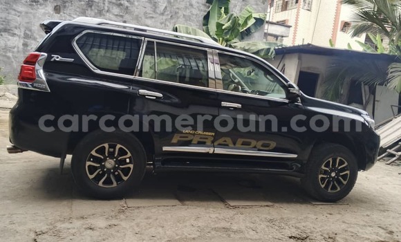 Sayi Na hannu Toyota Land Cruiser Prado Black Mota in Douala a Ƙasar Kamaru Sayi Na hannu Toyota Land Cruiser Prado Black Mota in Douala a Ƙasar Kamaru