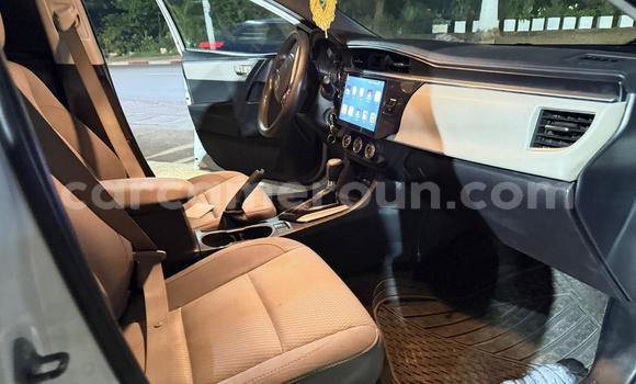 Acheter Occasion Voiture Toyota Corolla Blanc à Yaoundé, Central Cameroon Acheter Occasion Voiture Toyota Corolla Blanc à Yaoundé, Central Cameroon