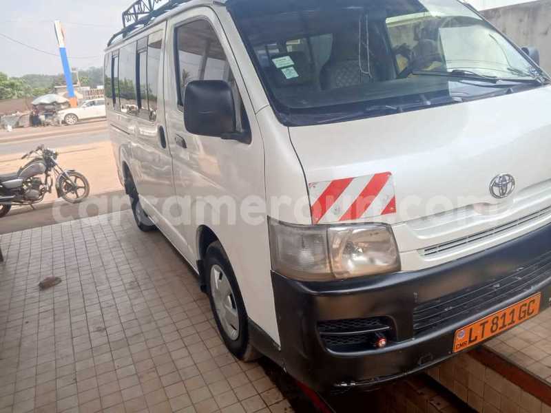 Big with watermark toyota hiace littoral cameroon douala 22027