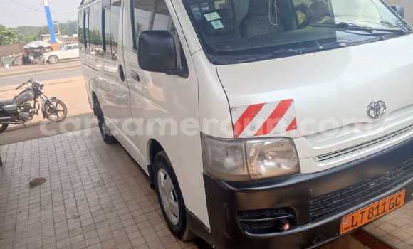 Buy Used Toyota Hiace White Car in Douala in Littoral Cameroon Buy Used Toyota Hiace White Car in Douala in Littoral Cameroon