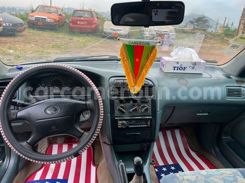 Big with watermark toyota avensis central cameroon yaounde 22033