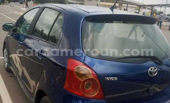 Sayi Na hannu Toyota Vitz Blue Mota in Yaounde a Babban Kamaru Sayi Na hannu Toyota Vitz Blue Mota in Yaounde a Babban Kamaru