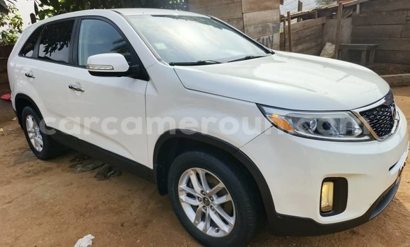 Acheter Occasion Voiture Kia Sorento Blanc à Yaoundé, Central Cameroon Acheter Occasion Voiture Kia Sorento Blanc à Yaoundé, Central Cameroon