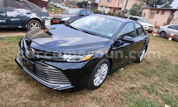 Sayi Na hannu Toyota Camry Black Mota in Yaounde a Babban Kamaru Sayi Na hannu Toyota Camry Black Mota in Yaounde a Babban Kamaru