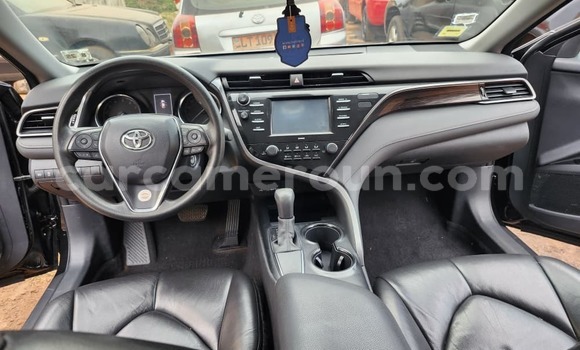 Sayi Na hannu Toyota Camry Black Mota in Yaounde a Babban Kamaru Sayi Na hannu Toyota Camry Black Mota in Yaounde a Babban Kamaru