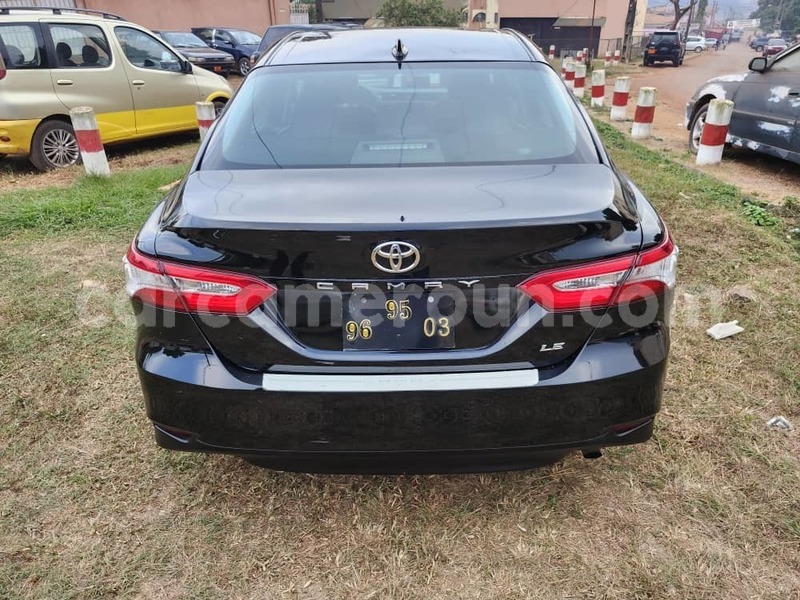 Big with watermark toyota camry central cameroon yaounde 22042