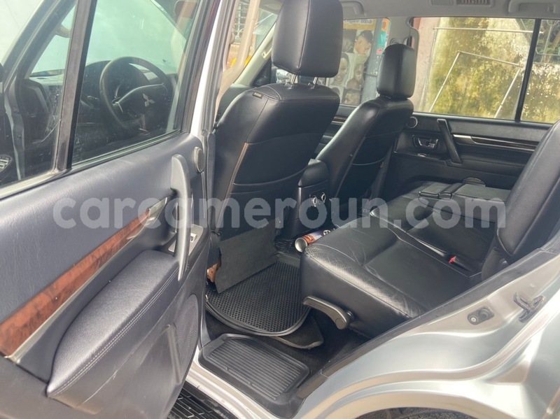 Big with watermark mitsubishi montero sport littoral cameroon douala 22048