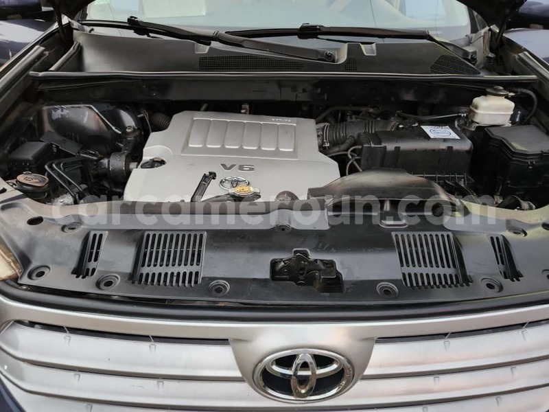 Big with watermark toyota highlander central cameroon yaounde 22053