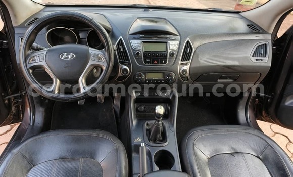 Acheter Occasion Voiture Hyundai ix35 Marron à Yaoundé, Central Cameroon Acheter Occasion Voiture Hyundai ix35 Marron à Yaoundé, Central Cameroon