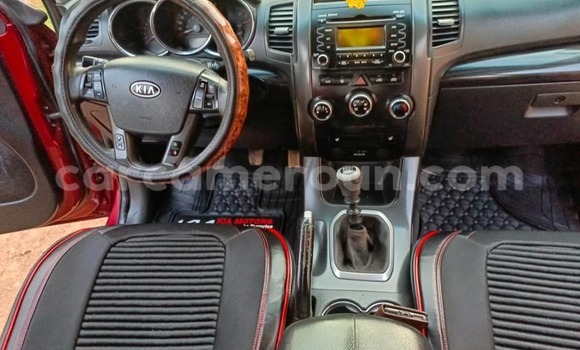 Sayi Na hannu Kia Sorento Red Mota in Yaounde a Babban Kamaru Sayi Na hannu Kia Sorento Red Mota in Yaounde a Babban Kamaru