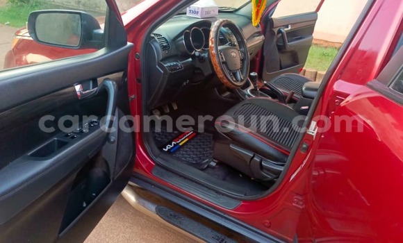 Sayi Na hannu Kia Sorento Red Mota in Yaounde a Babban Kamaru Sayi Na hannu Kia Sorento Red Mota in Yaounde a Babban Kamaru