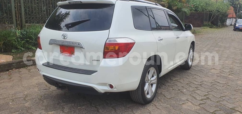 Big with watermark toyota highlander littoral cameroon douala 22073