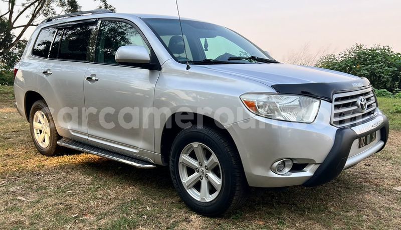 Big with watermark toyota highlander central cameroon yaounde 22074