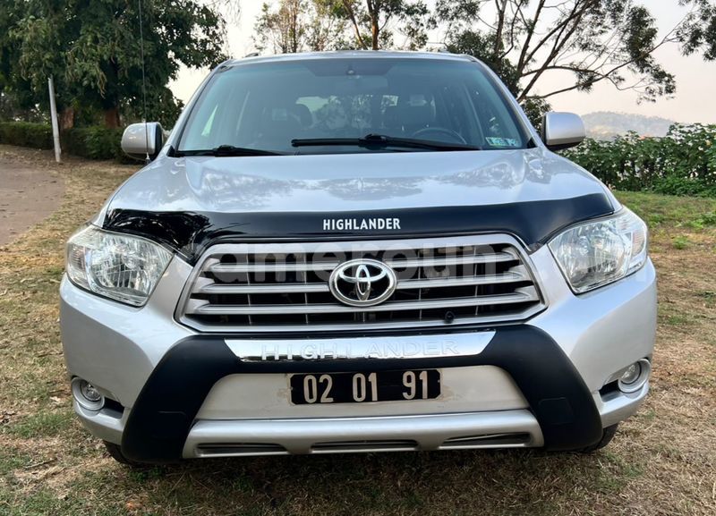 Big with watermark toyota highlander central cameroon yaounde 22074