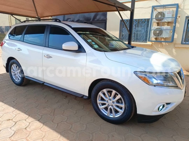 Big with watermark nissan pathfinder central cameroon yaounde 22079