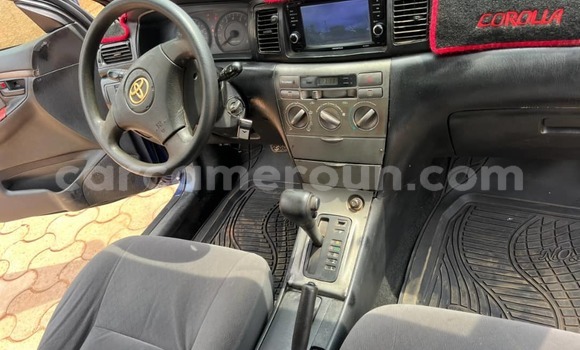 Sayi Na hannu Toyota Corolla Blue Mota in Yaounde a Babban Kamaru Sayi Na hannu Toyota Corolla Blue Mota in Yaounde a Babban Kamaru