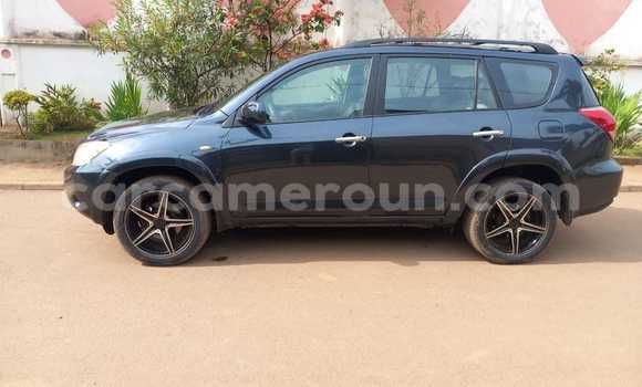 Acheter Occasion Voiture Toyota RAV4 Noir à Yaoundé, Central Cameroon Acheter Occasion Voiture Toyota RAV4 Noir à Yaoundé, Central Cameroon