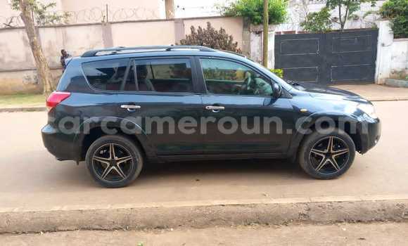 Acheter Occasion Voiture Toyota RAV4 Noir à Yaoundé, Central Cameroon Acheter Occasion Voiture Toyota RAV4 Noir à Yaoundé, Central Cameroon