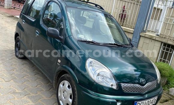 Buy Import Toyota Verso Green Car in Douala in Littoral Cameroon