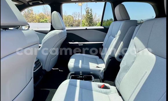 Acheter Occasion Voiture Lexus LX 570 Noir à Yaoundé, Central Cameroon Acheter Occasion Voiture Lexus LX 570 Noir à Yaoundé, Central Cameroon