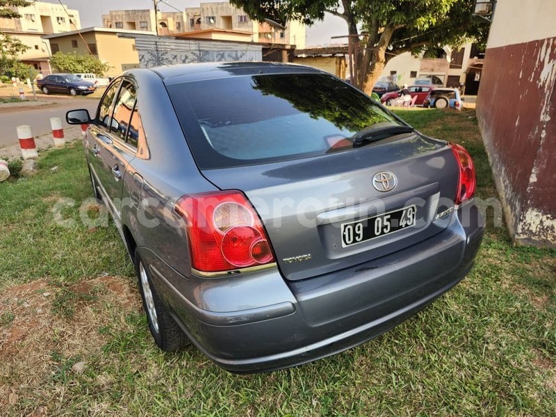 Big with watermark toyota avensis central cameroon yaounde 22121