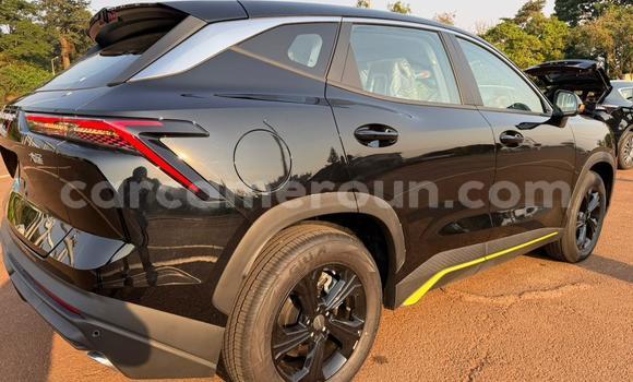 Sayi Na hannu Toyota RAV4 Azurfa Mota in Yaounde a Babban Kamaru Sayi Na hannu Toyota RAV4 Azurfa Mota in Yaounde a Babban Kamaru