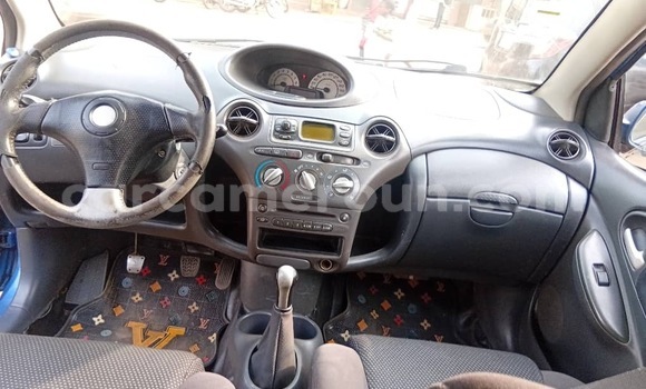 Acheter Occasion Voiture Toyota Yaris Bleu à Yaoundé, Central Cameroon Acheter Occasion Voiture Toyota Yaris Bleu à Yaoundé, Central Cameroon