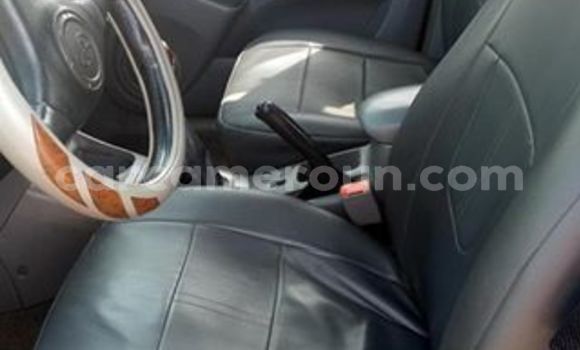 Acheter Occasion Voiture Toyota RAV4 Noir à Yaoundé, Central Cameroon Acheter Occasion Voiture Toyota RAV4 Noir à Yaoundé, Central Cameroon