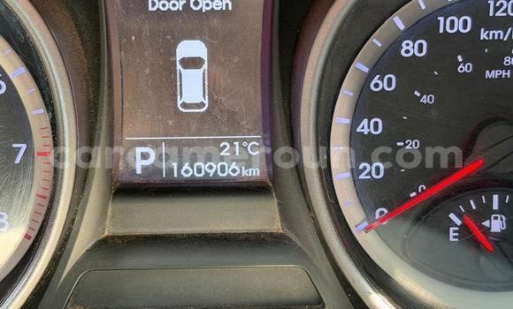 Acheter Occasion Voiture Hyundai Santa Fe Noir à Yaoundé, Central Cameroon Acheter Occasion Voiture Hyundai Santa Fe Noir à Yaoundé, Central Cameroon