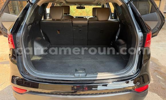 Acheter Occasion Voiture Hyundai Santa Fe Noir à Yaoundé, Central Cameroon Acheter Occasion Voiture Hyundai Santa Fe Noir à Yaoundé, Central Cameroon