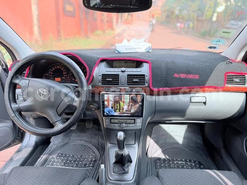 Big with watermark toyota avensis central cameroon yaounde 22142